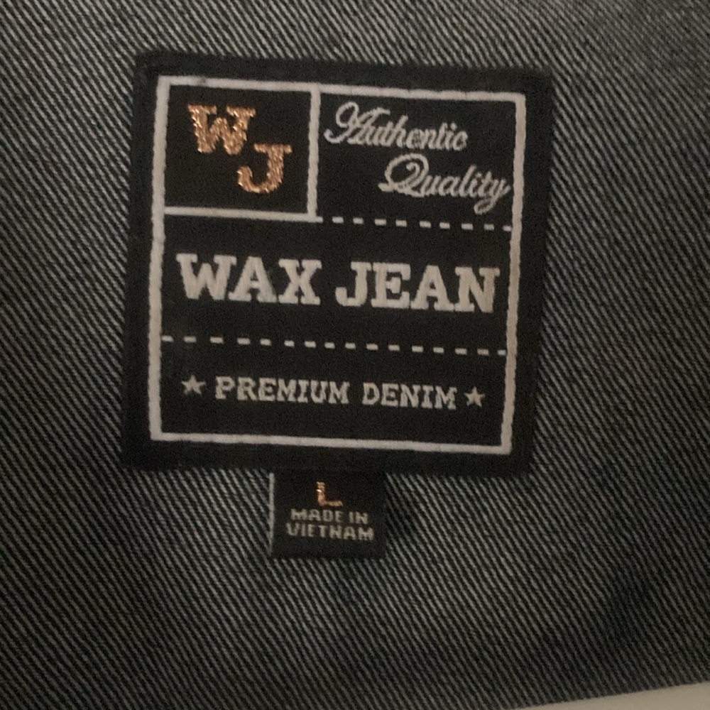 Jean Jacket - Picture 2 of 3